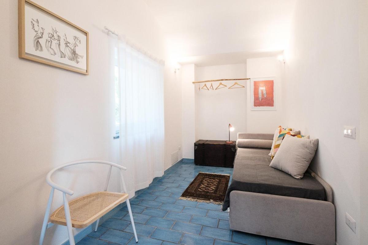 Aparthotel La Rosa Dei Venti Procida Exterior foto