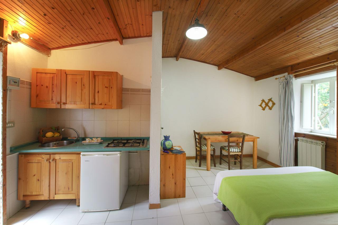 Aparthotel La Rosa Dei Venti Procida Exterior foto